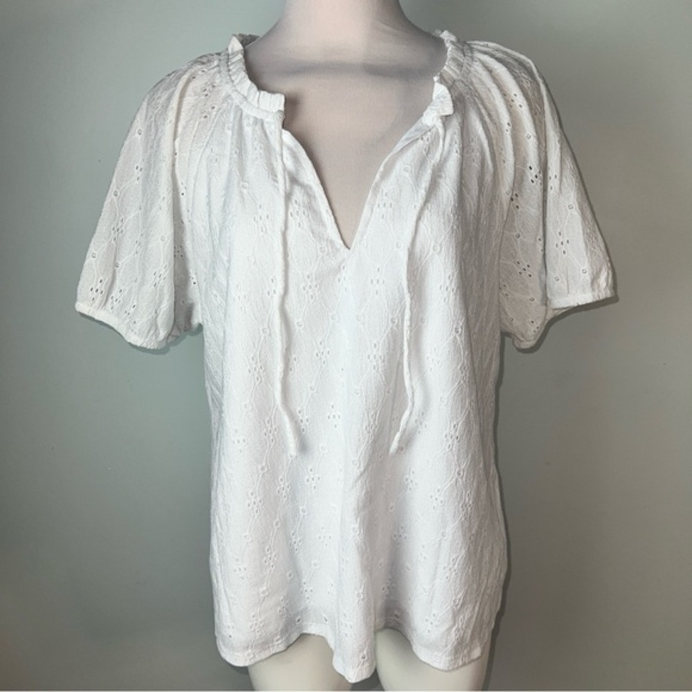 Lane Bryant White Puff Sleeve Top with Tie Front Size 14/16